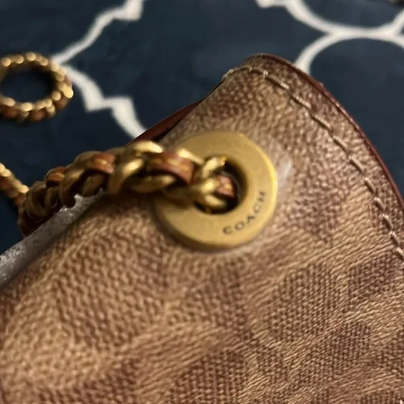 Coach Parker 18 shoulder bag - Picture 9 of 9